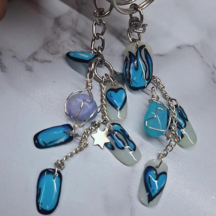 Exclusive 'Bunch ofNails' KEYCHAIN Nior Nails
