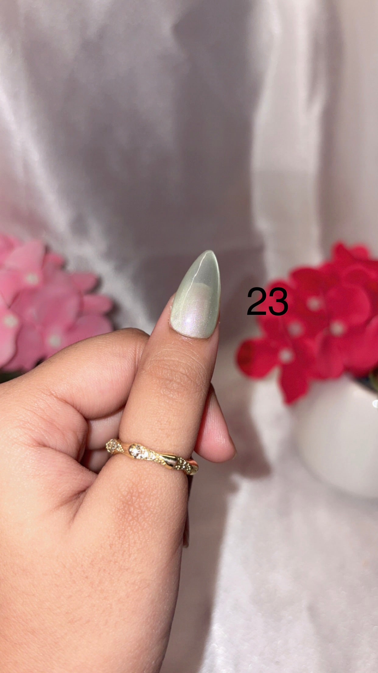 Solid Cateye Nails