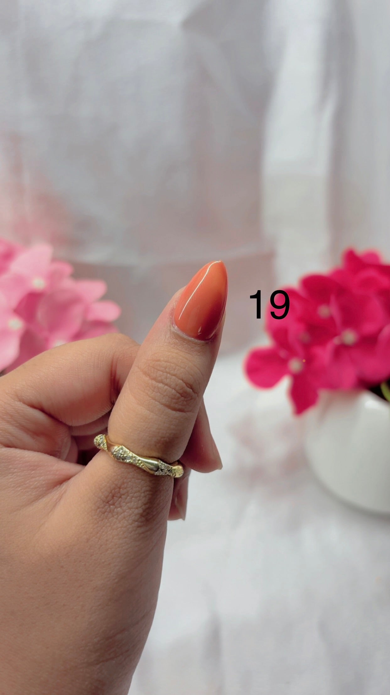 Solid Colour Nails