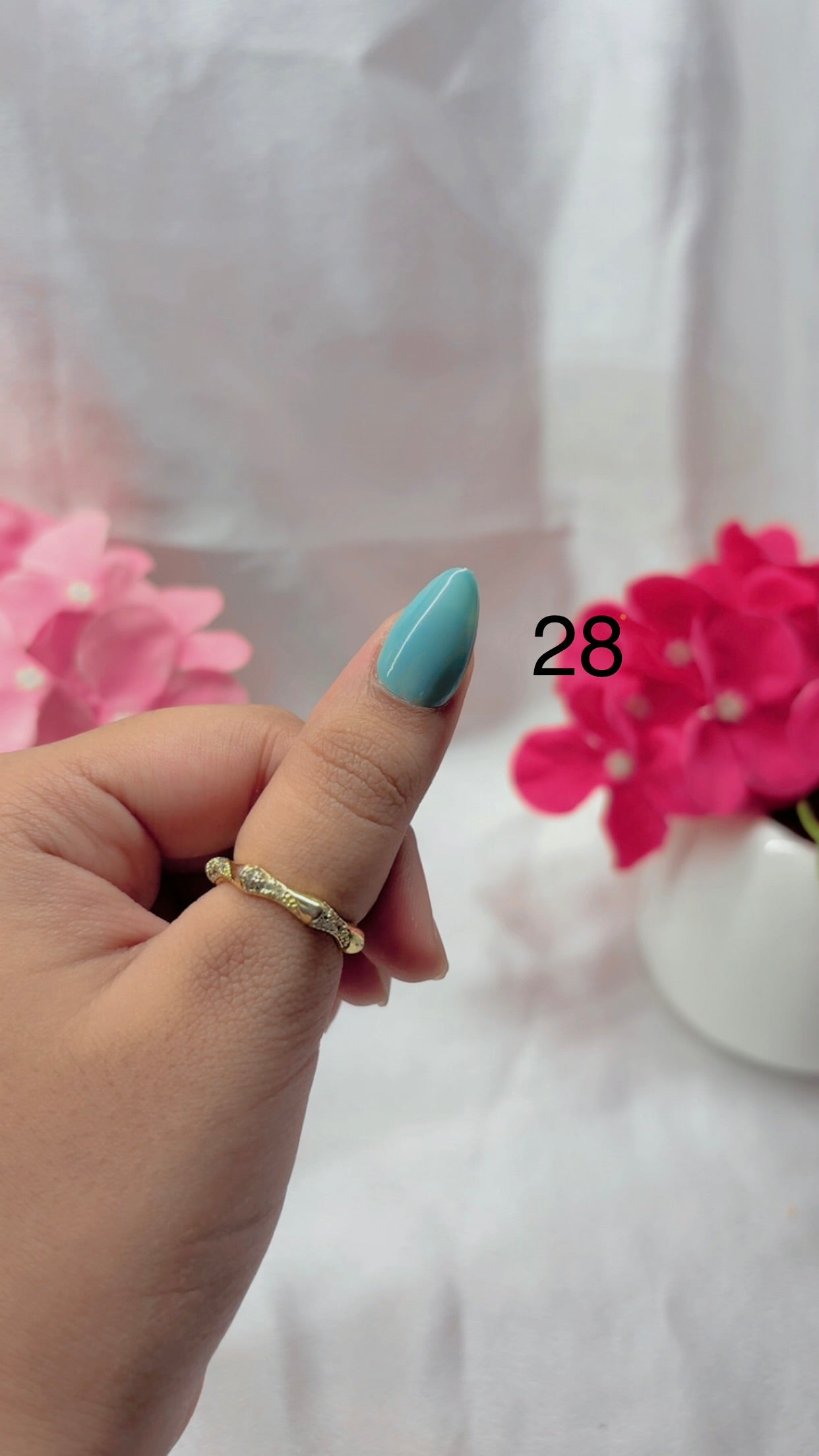 Solid Colour Nails