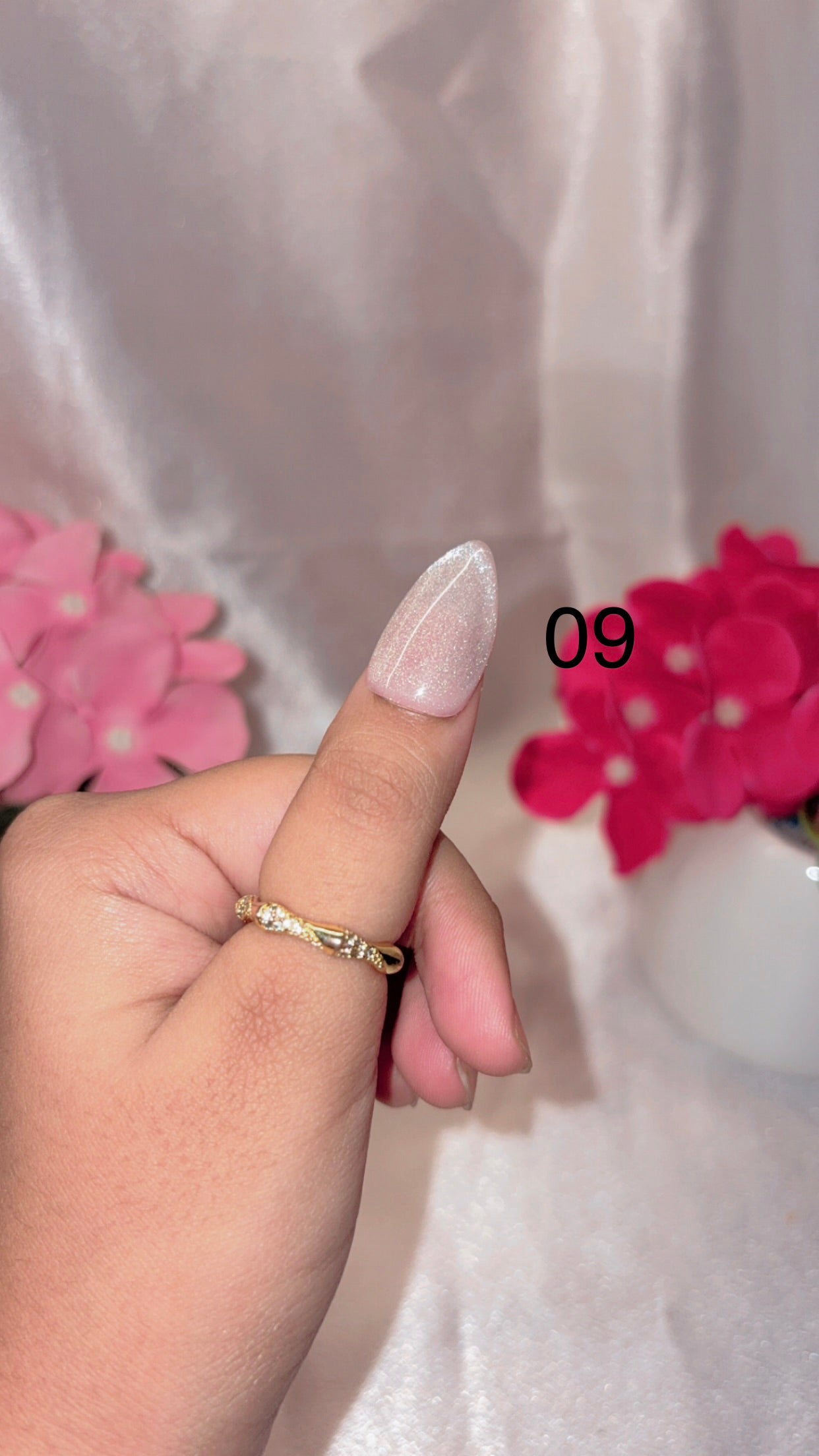 Solid Cateye Nails