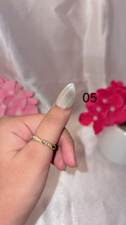 Solid Cateye Nails