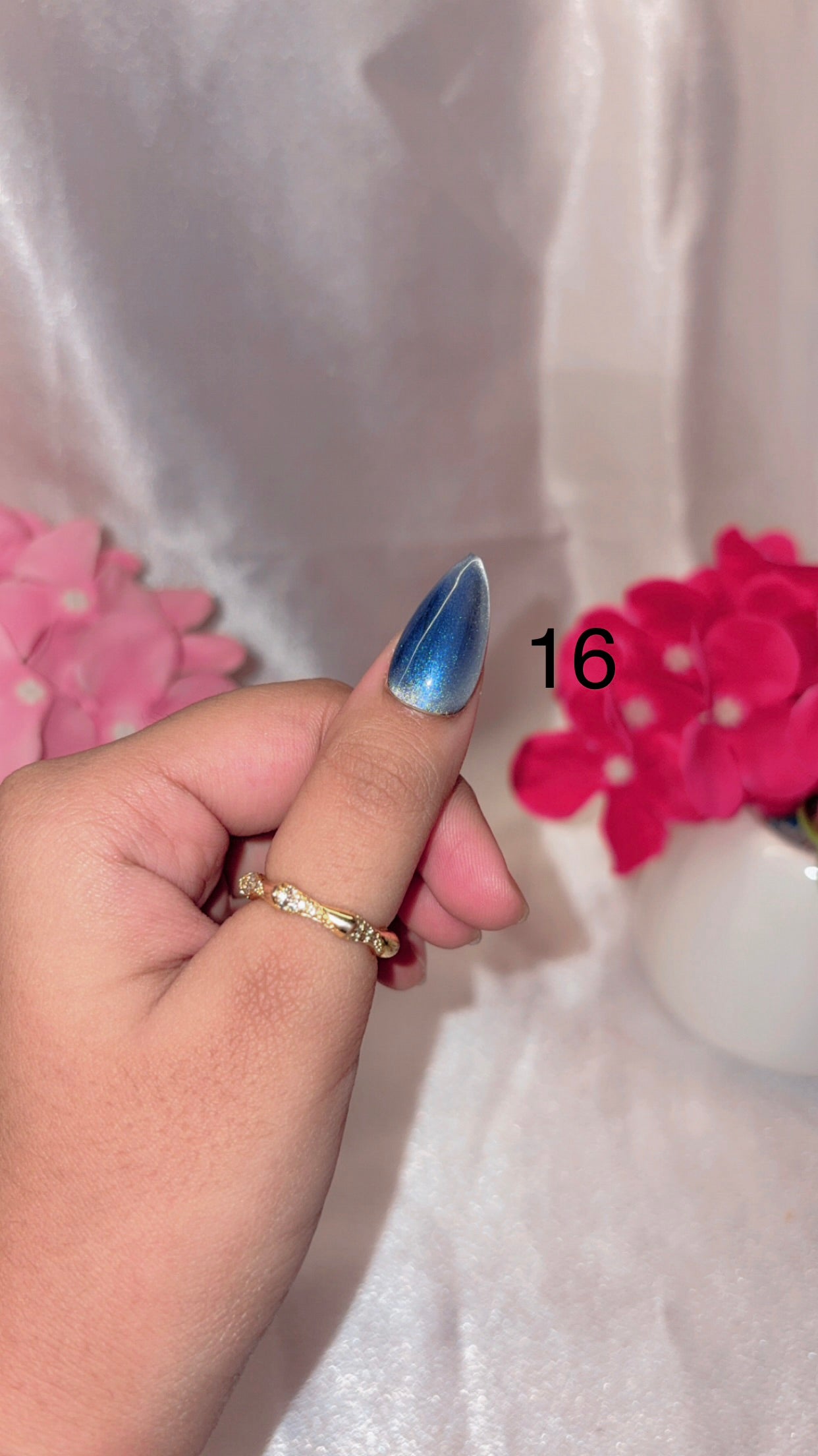 Solid Cateye Nails