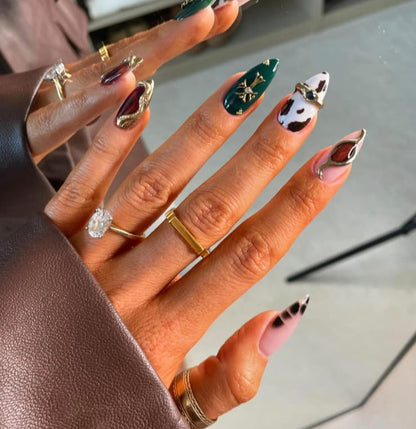 Trendy Queen Nails