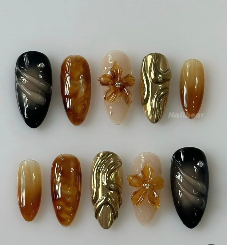 Trendy Caramel 3-D Nails