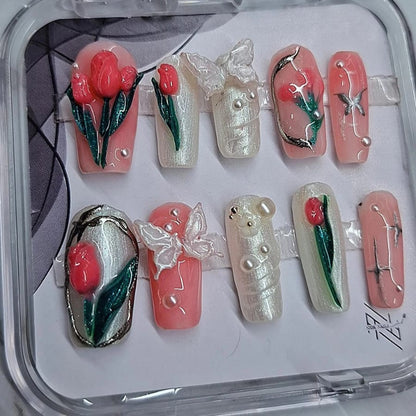 Tulip 3-D Nails