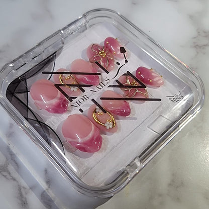 Nudy Pinky 3-D Nails