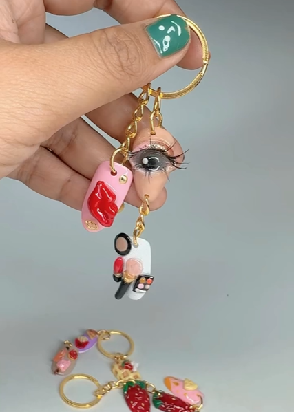 Exclusive 'Bunch ofNails' KEYCHAIN