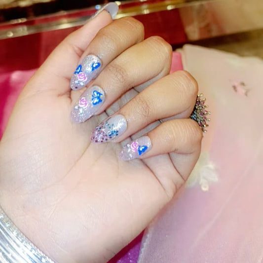 Mylar Obreo Nails