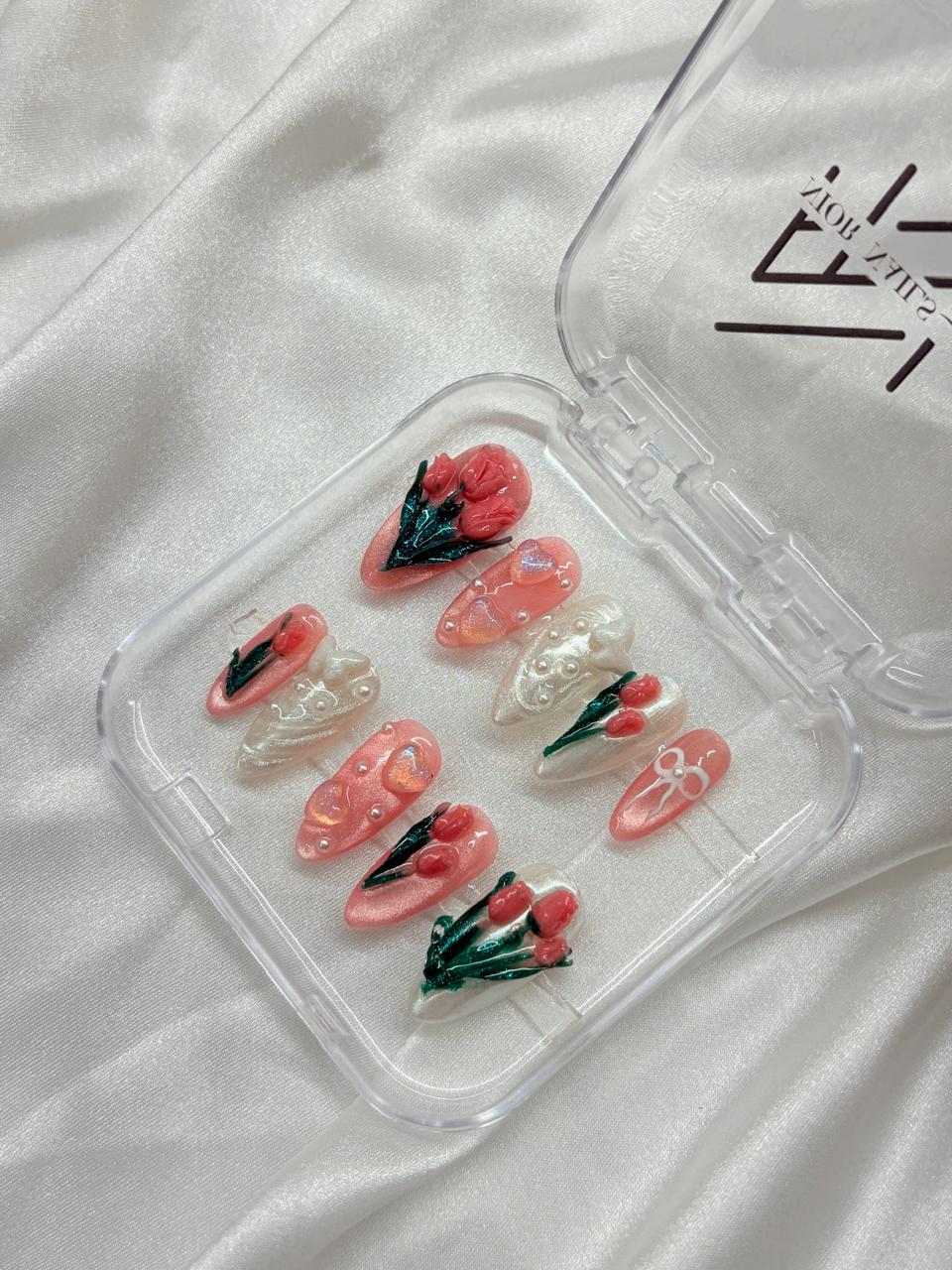 Exclusive 3-D Tulip  Nails Nior Nails