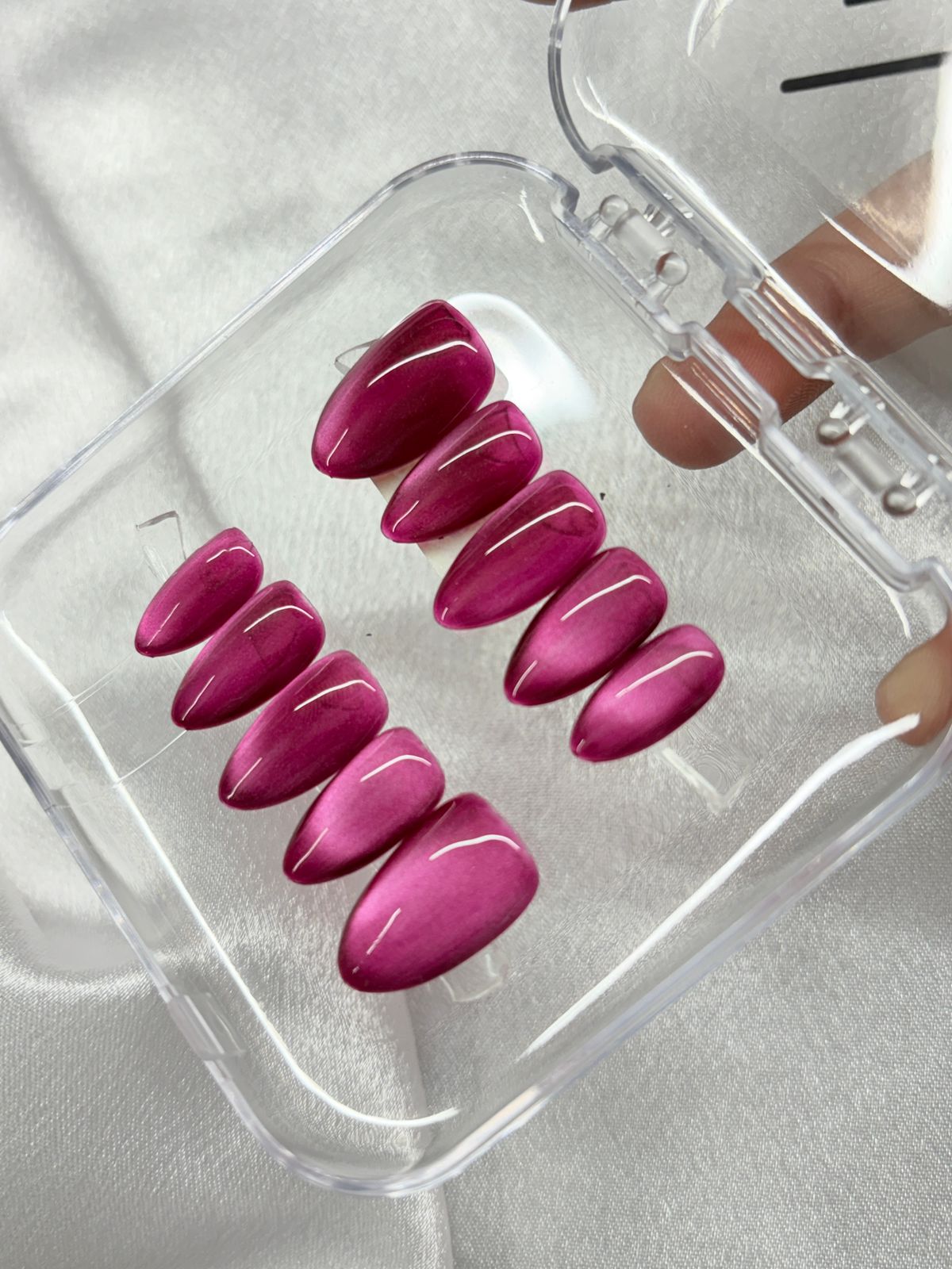 Magenta  Cateye Nails