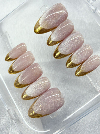Nude Glitter Cateye Golden French  Nails