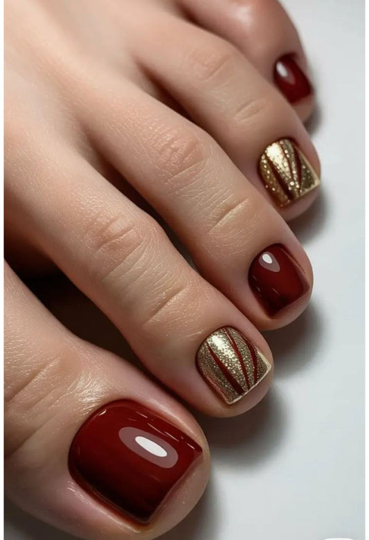 Maroon+Golden Toe Nails Nior Nails